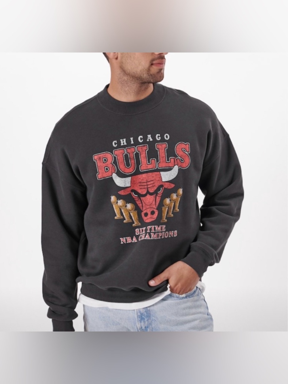 Abercrombie & Fitch Chicago Bulls Soft AF Fleece Pullover Sweatshirt size M